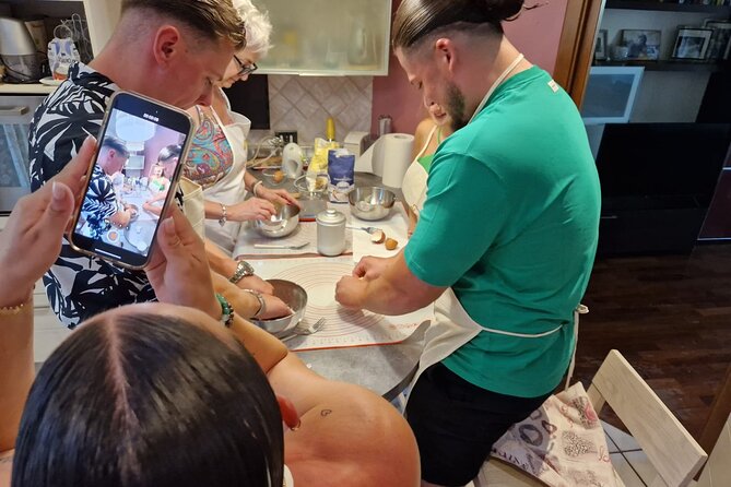 Cooking class in a garden: handmade pasta - A garden veranda pasta lesson near Lake Garda (Brescia area)
