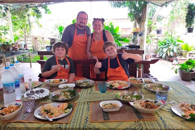 Cooking Class in Ko Samui for Small Group - What can feel like a downside: amount of food and kids