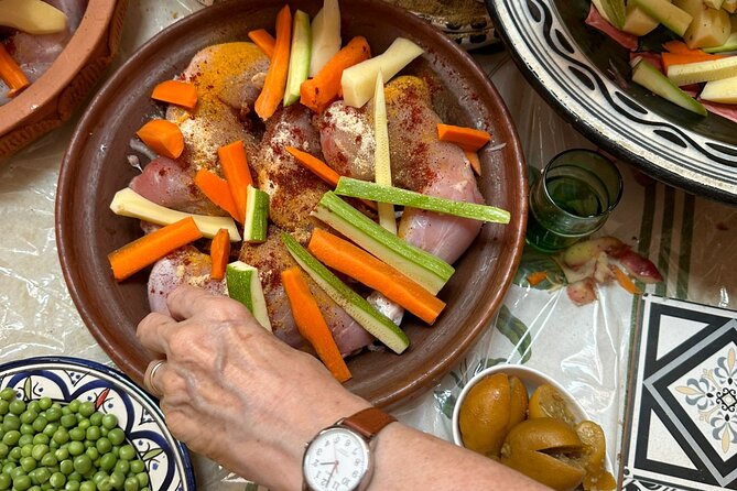 Cooking Class in Marrakech with Fatiha and Samira - Kasbah Mosque Meeting: Getting Oriented in Old Marrakech