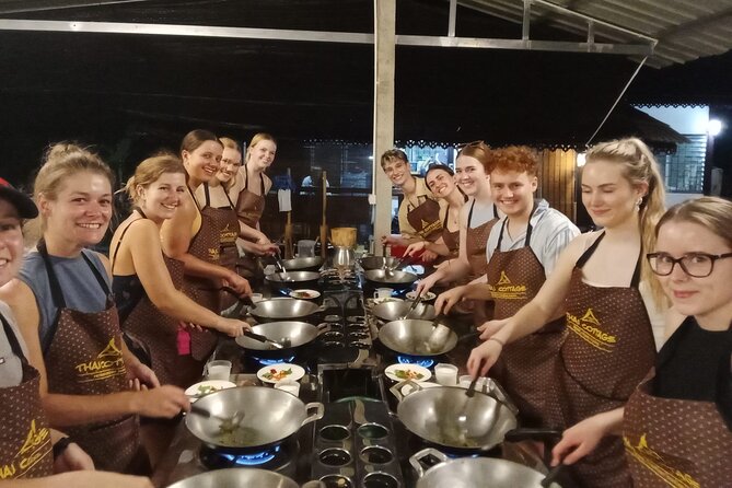 Cooking class in organic garden and local market tour ThaiCottage - Choose Your Dishes: How the Menu Style Keeps You Interested