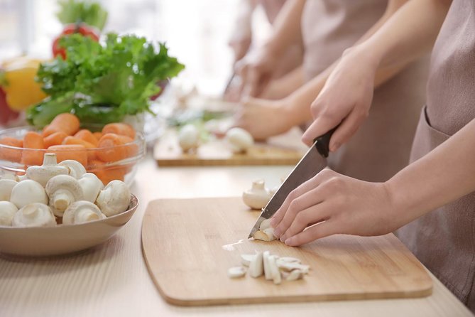 Cooking Class in Rome's Countryside - The chef-led class: why small groups feel personal