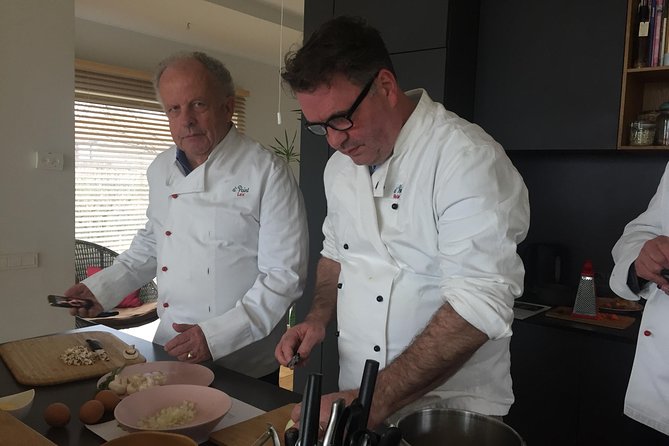 Cooking Class in Vilnius - Getting There: Near Public Transportation, No Major Hassles