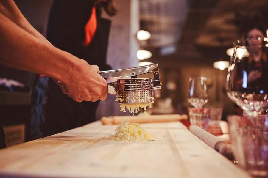 Cooking Class: Italian Authentic Recipes with Lunch - Homemade pasta and sauce: the real class part