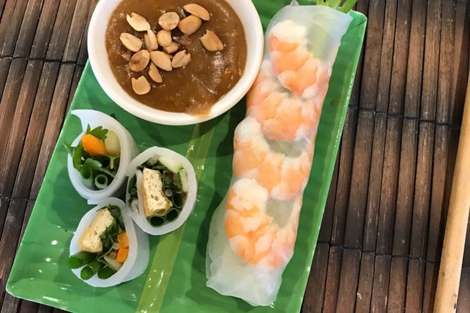 Cooking class, market tour and basket boat tour - Inside the Cooking Class: A Stilted River-Jungle Kitchen