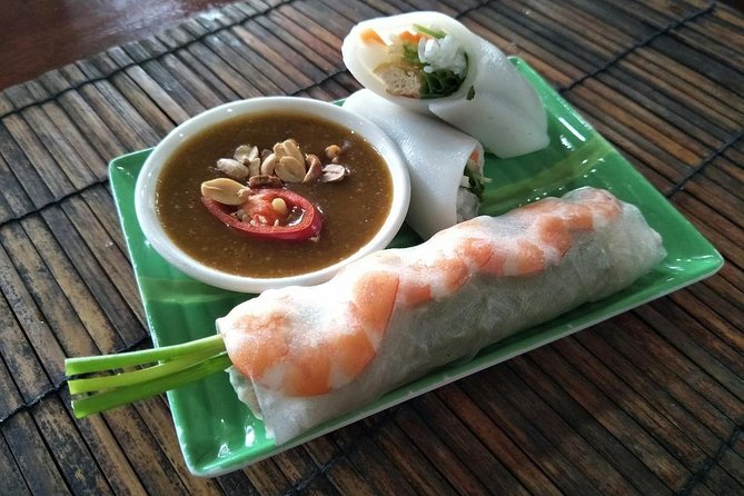 Cooking class, market tour and basket boat tour - Lunch or Dinner That You Earn (and Actually Like)