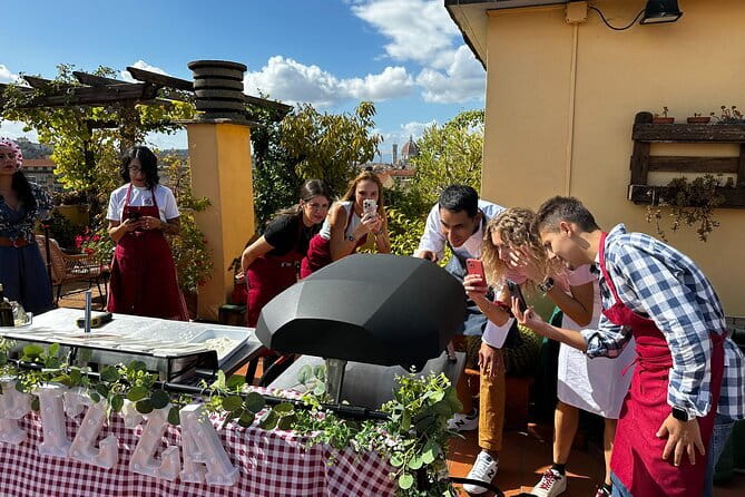 cooking class Pizza with a View of Florence Cathedral - The Walking Part: Stops That Give Context Before You Cook