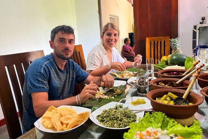Cooking Class Sri Lanka with Locals - Cooking Sri Lankan dishes with natural spices (and why coconut gets center stage)