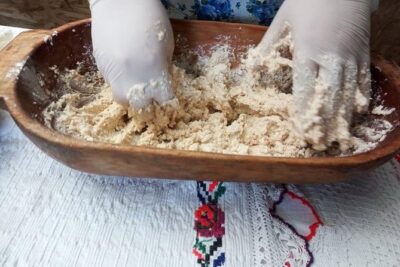 Cooking Class traditional food - Papanași: Frying Romanian Dessert Until It Turns Golden