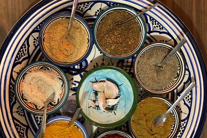 Cooking class with Yassine and family - Eating Family-Style and Using Your Hands Like You Mean It