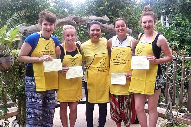 Cooking Experience at Lanta Thai Cookery School From Koh Lanta - Food choices: vegetarian, vegan, and spice control