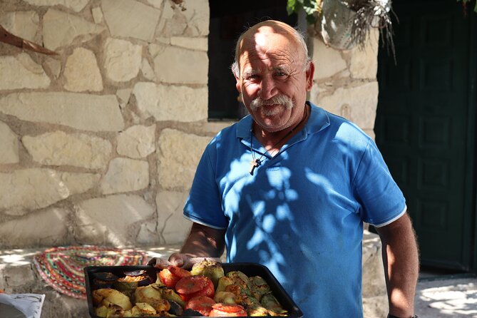 Cooking Lesson in Heraclion - Meeting Sevi and choosing your Cretan menu (vegan or not)