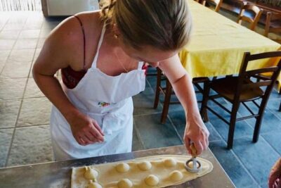 Cooking lesson: tagliatelle, mozzarella and tiramisu - The flow of the 3 hours: from prep to tasting to the coast