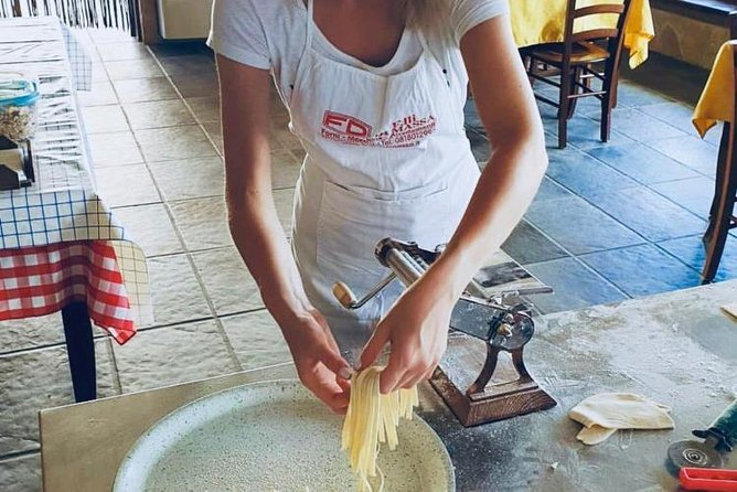 Cooking lesson: tagliatelle, mozzarella and tiramisu - Price and group size: what $84.29 buys you