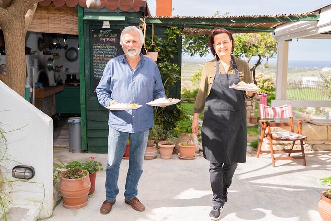 Cretan Cooking Class and Dinner: Evening in a Rethymno Home - The Host Factor: Why Androniki’s Style Works