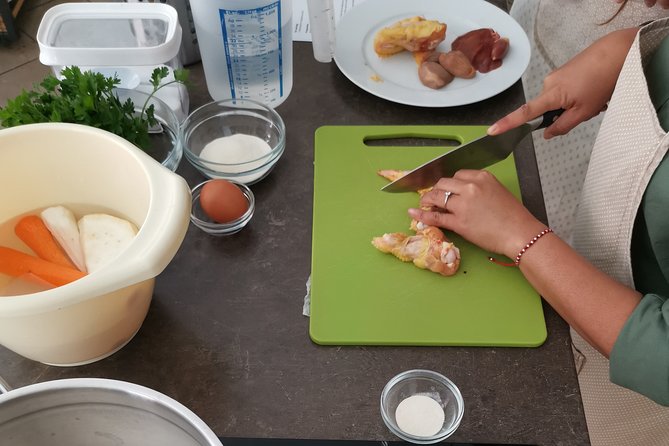 Croatian cuisine cooking class with Dolac market tour - From market walk to culinary studio: the short transition that keeps it easy
