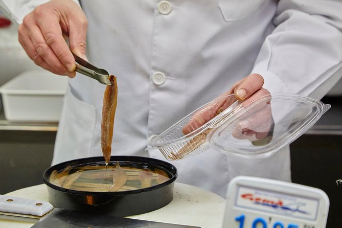 Dalí Museum + Market to Fork hands-on cooking class with Chef Yves - What you’re likely to experience: Catalan flavors with guidance