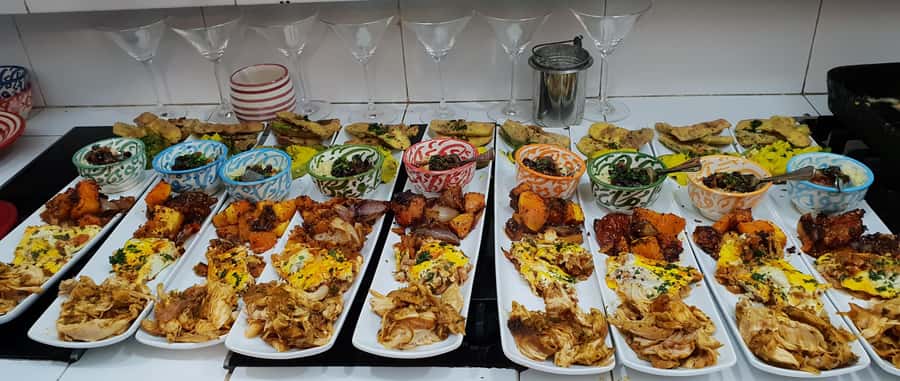 Edgy 8 Dish Private, Fusion Cooking Class, Menu Plan, Market - Spices to take home: a finishing stop that upgrades your pantry
