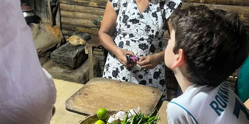 Ella: Traditional Sri Lankan Cooking Class - Banana leaves, portions, and the meal you’ll remember