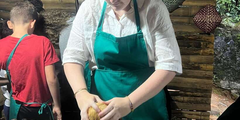 Ella: Traditional Sri Lankan Cooking Class - Timing, meeting point, and how long to plan