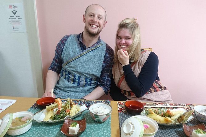 Enjoy artistic TEMPURA Cooking Class - Small group energy: why limit-to-8 makes a difference