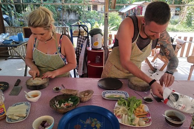 Evening Couse Thai Cooking Class in Ao Nang, Krabi - The 4-hour flow: from ingredients to curry paste to five finished dishes