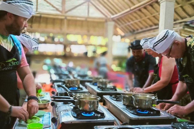 Exclusive Authentic Balinese Cooking Class at Family home - Key moments you won’t want to skip
