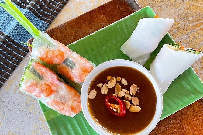Experience Cooking Class for Lunch or Afternoon With Local Chef - The cooking you’ll actually do: 4 Hoi An dishes plus side dishes