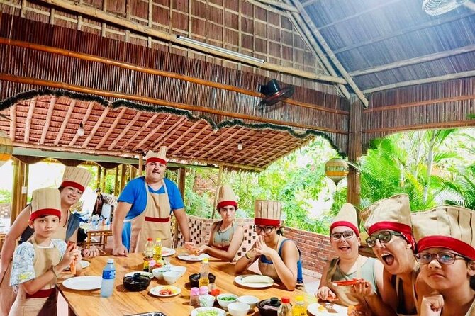 Experience Local Market and Boat Ride with Cooking Class - Price and Value: Is $33 Worth It in Hoi An?