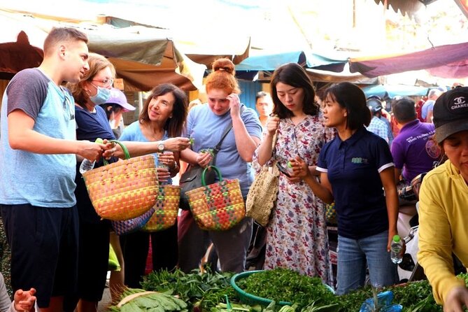 Experience Local Market and Boat Ride with Cooking Class - The Cam Thanh Transfer: Countryside Outside the City Hype