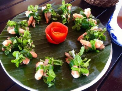 Experience Tra Que Cooking Class with Locals in Herb Village - Your 3-hour flow: welcome drink, then four dishes on your plate