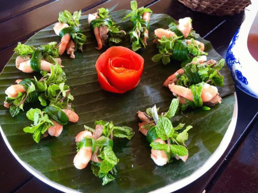Experience Tra Que Cooking Class with Locals in Herb Village - Your 3-hour flow: welcome drink, then four dishes on your plate
