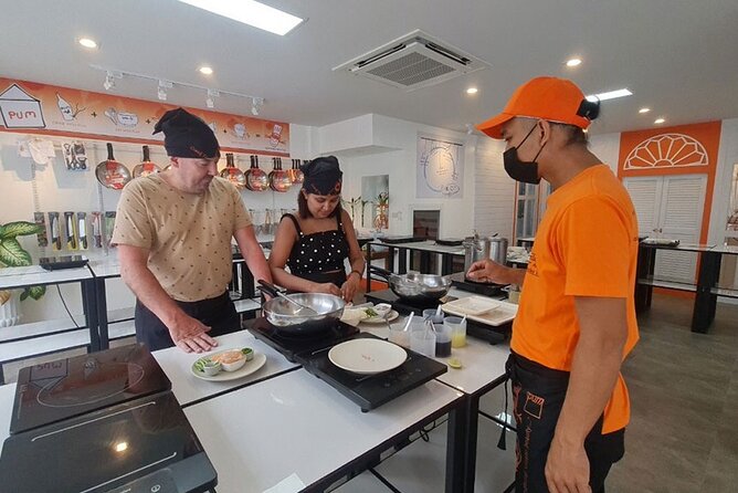Express Thai Cooking Class in Phuket - Pum Thai Cooking School in Patong: a quick, friendly intro and then the heat