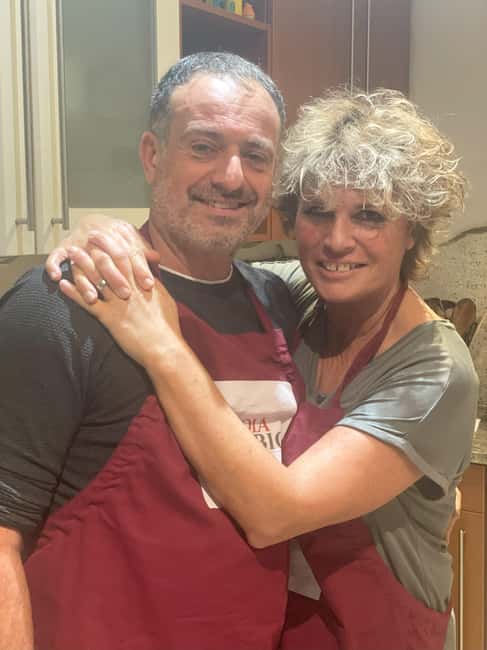 Family-Style Italian Pizza Cooking Class & Dining Experience - Baking, Eating, and Getting the Timing Right
