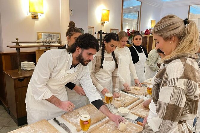 Fettuccine Pasta Cooking Class in Rome City Center - The 2-hour plan: dough, fettuccine, then sauce and dinner