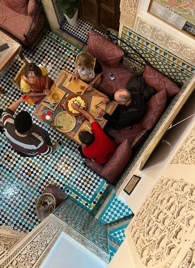 Fez: Souk Tour and Traditional Home Cooking Class - Finding Dar Sunrise: Meeting Point in the Old Medina