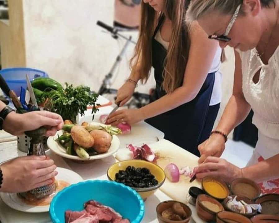 Flavors of Fez: Market visit, and a hands-on cooking class. - Market visit in Fez: picking ingredients like you mean it