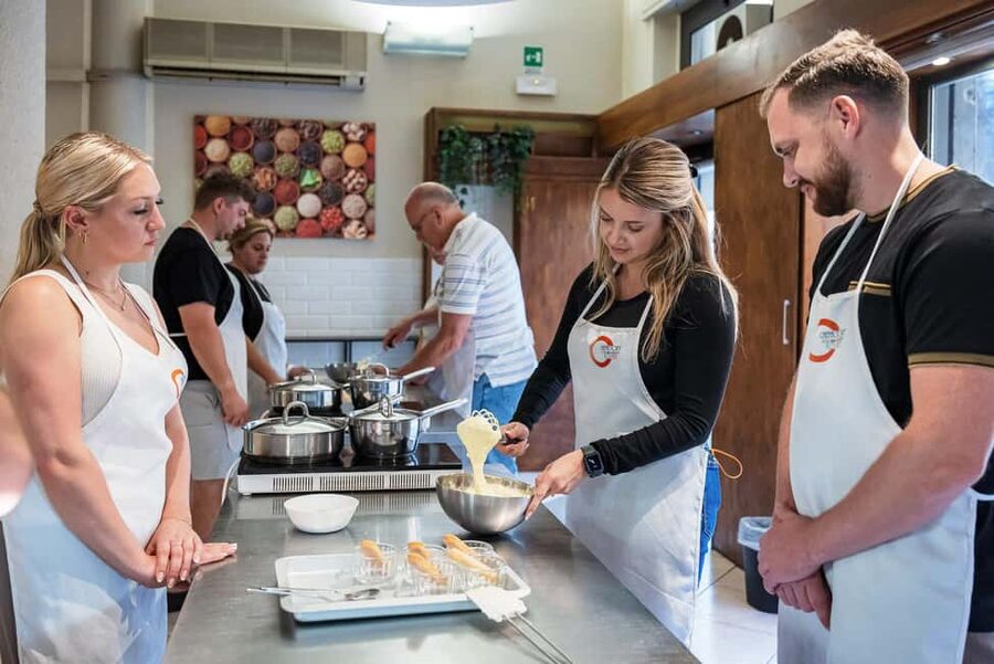 Florence: Handmade Pasta & Dessert Class with Unlimited Wine - Optional full-day plan: street food with Florence’s trippa/lampredotto