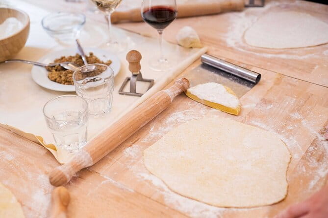 Florence: Pasta Cooking Class with Tiramisu & Gift Apron - Your menu: pappardelle, ravioli, and Florentine-style tiramisu