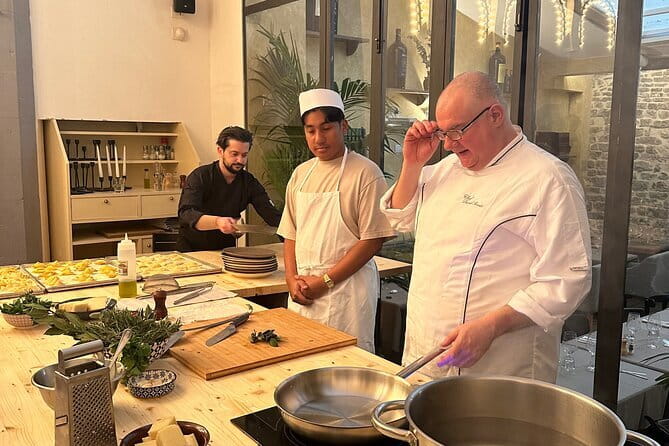 Florence: Pasta Cooking Class with Unlimited Wine - Who should book this Florence pasta class