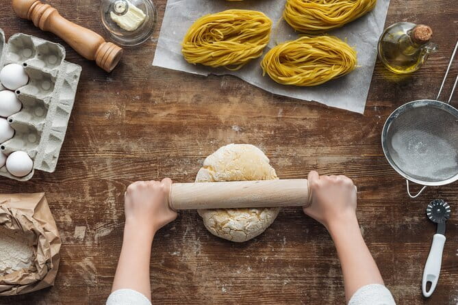 Florence: Pasta & Tiramisu Cooking Class with Unlimited Wine - Wine, Limoncello, and Coffee Pairing: The Drinks Part Is Real