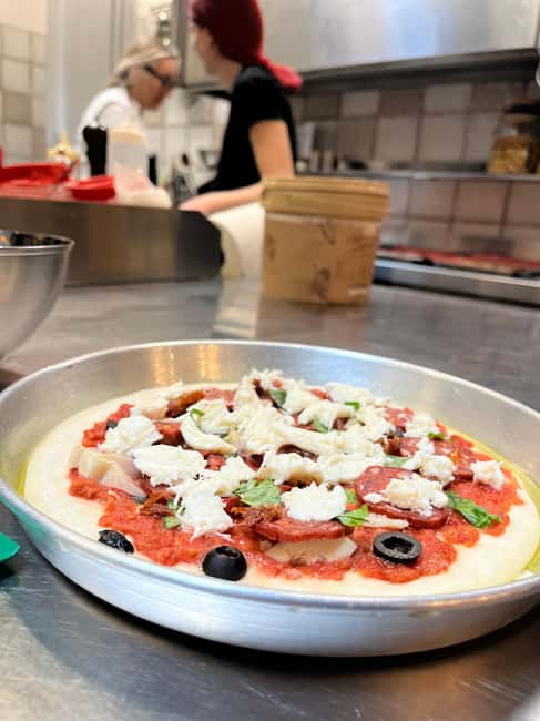 Florence: Pizza and Gelato Cooking Class - What You Actually Make: Pizza Dough, Sauce, and Two Gelato Flavors