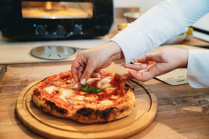 Florence Pizza & Tiramisù Cooking Class: Small Group Experience - Key things worth knowing before you go