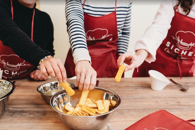 Florence Pizza & Tiramisù Cooking Class: Small Group Experience - What’s included (and what you might want to add)
