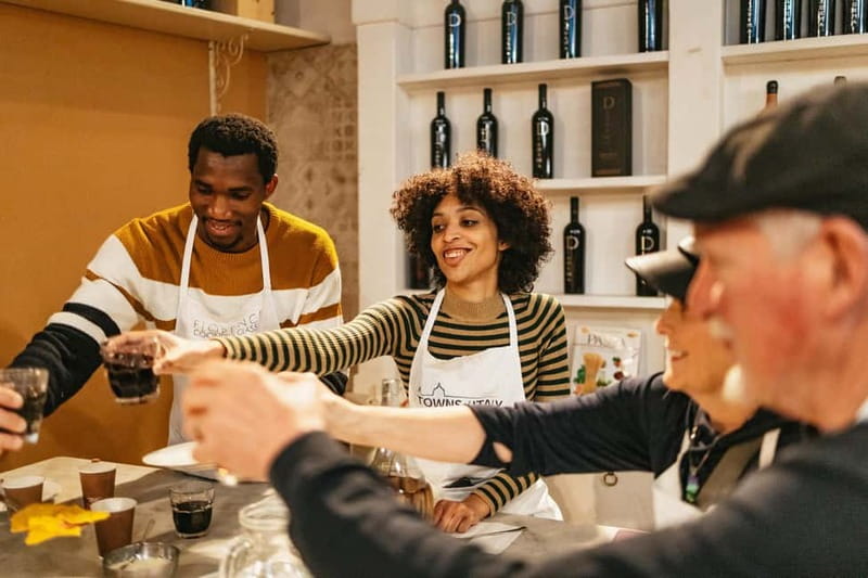 Florence: Premium Pasta and Gelato Cooking Class - Quick hits to know before you go