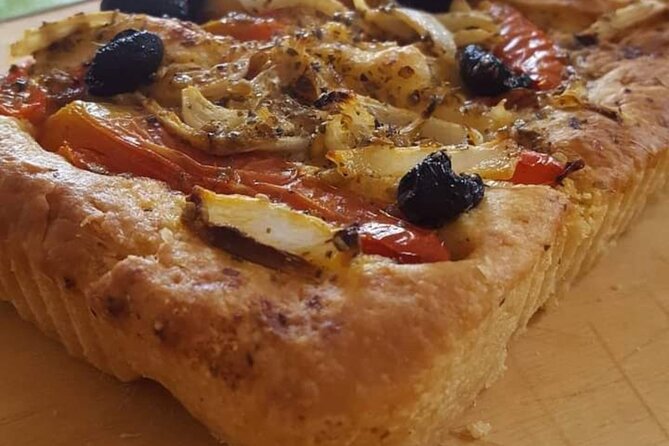 Focaccia and Pizzi Leccesi Bread Cooking Class - Aperitivo and tasting: eating what you made, with wine included