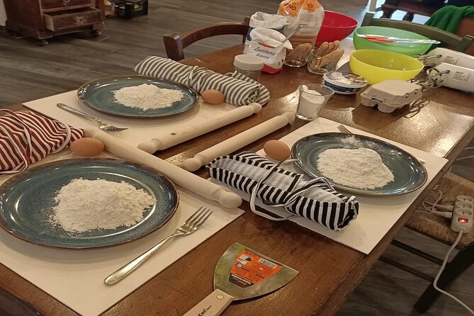 From Rome: Pasta & Tiramisù Cooking Class near Spanish Steps - What You Sip While You Cook