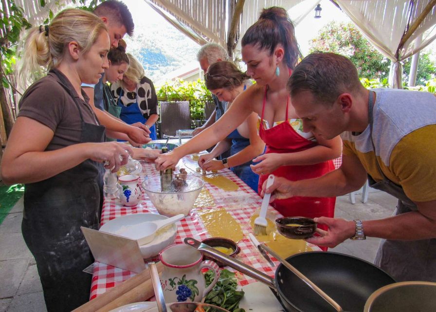 From Sorrento: The Real Cooking Class Experience - From welcome drink to Neapolitan recipes: what the 3 hours looks like
