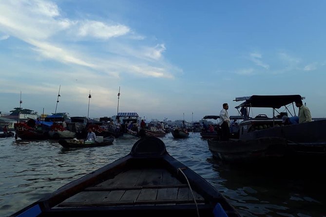 FULL Day - CAI RANG FLOATING MARKET, COOKING CLASS AND EXPLORE THE COUNTRYSIDE - Muoi Cuong Cocoa Orchard: Chocolate Starts With Trees