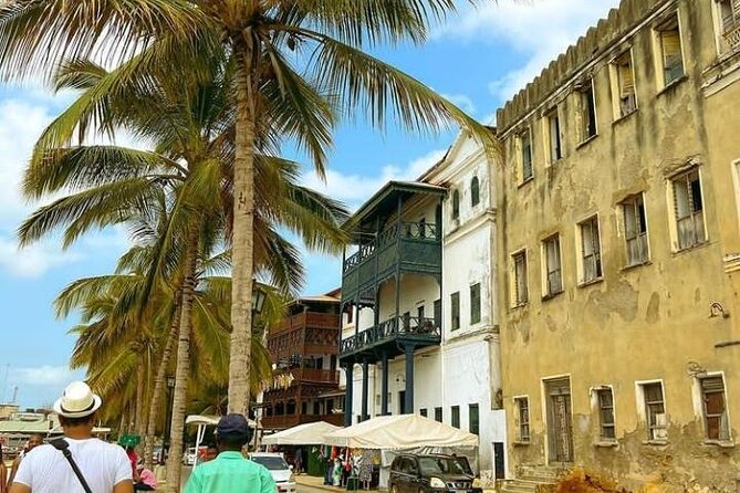 Full-Day Private Tour in Zanzibar with Cooking Class - Darajani market first: choosing ingredients before you cook