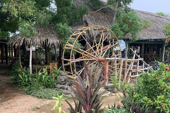 Full Experience Tour: Cooking Class & Basket Boat at Eco-Village - Basket boat and buffalo ride: the water-farm combo